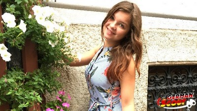 Германский скаут - 18-летняя Рената анально трахается на уличном кастинге.